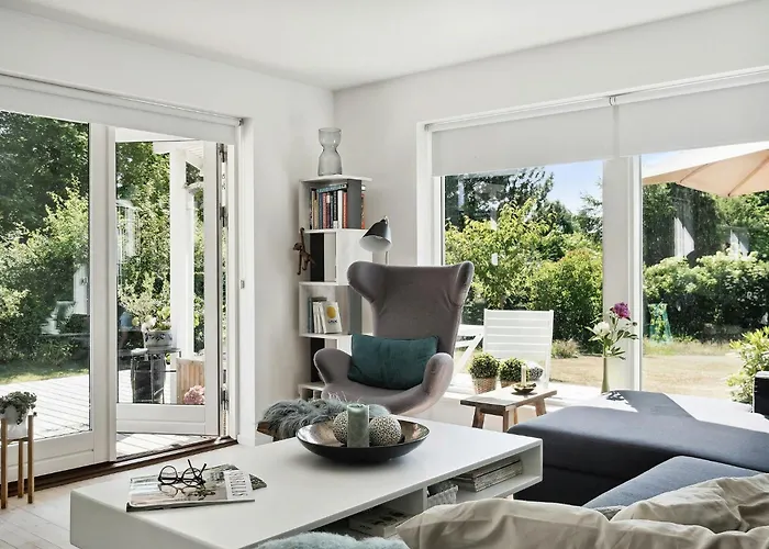 Vibrant Nature Close Near Udsholt * Græsted